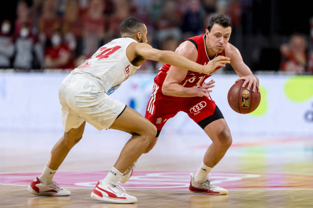 判罚依据不 判罚依据不